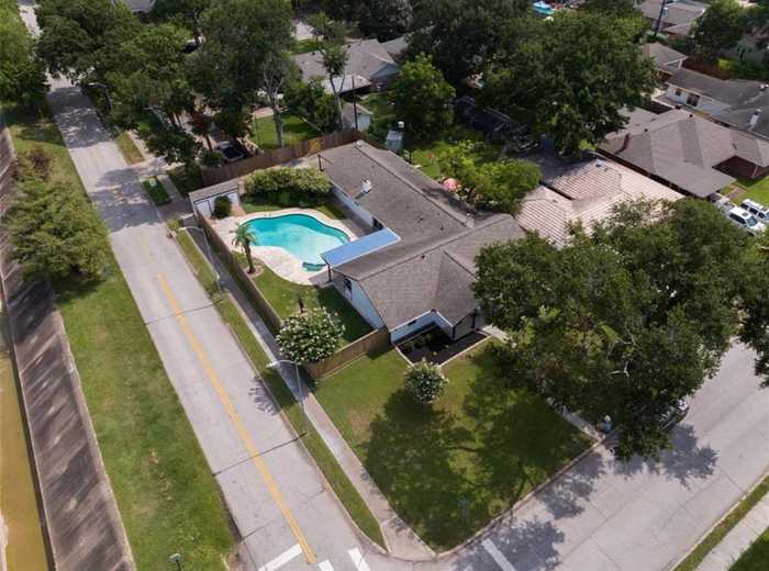 photo 28: 10340 Shadow Oaks Drive, Houston TX 77043