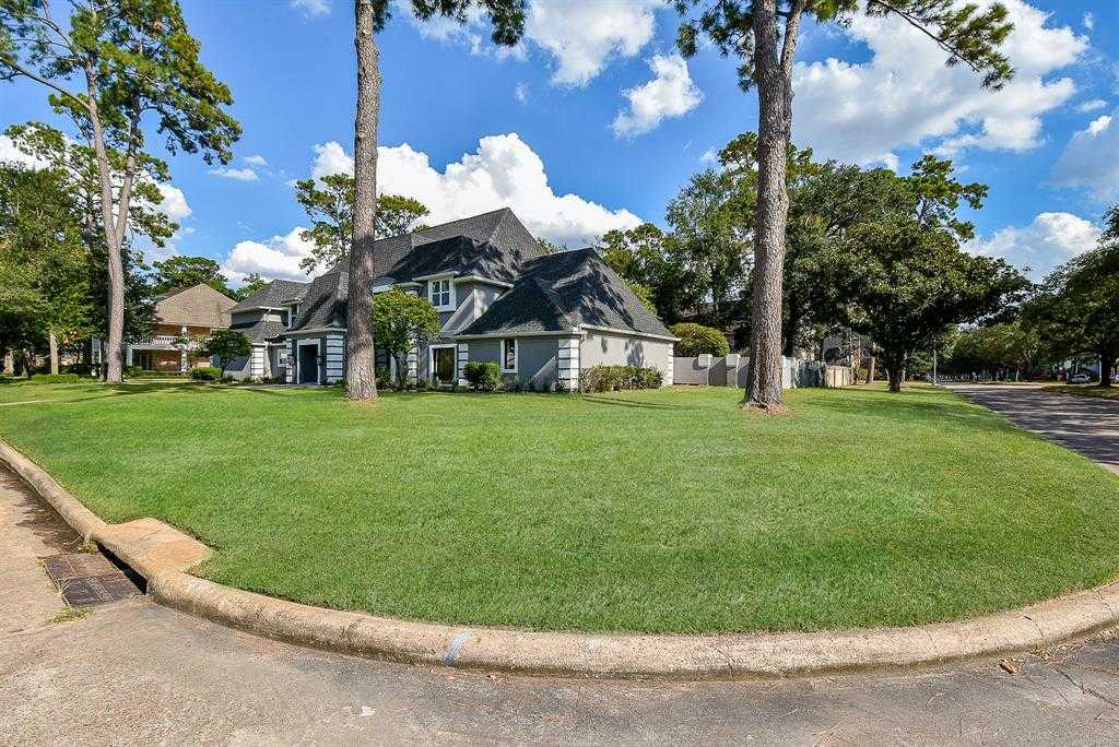 photo 3: 5623 Theall Road, Houston TX 77066