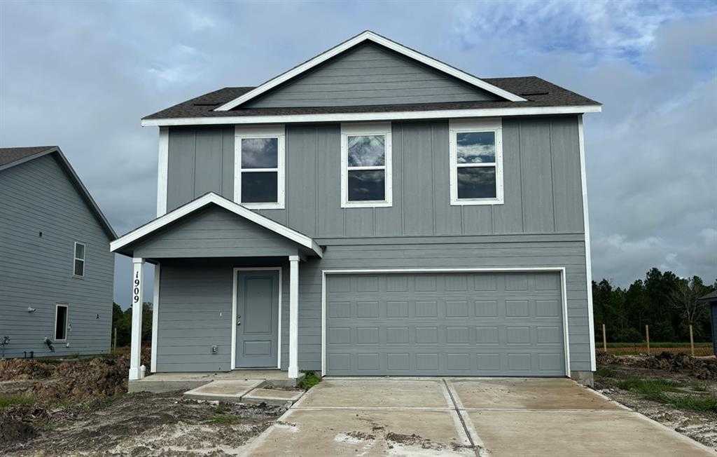 photo 1: 1909 Alamo Drive, Angleton TX 77515