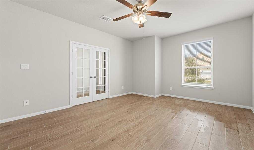 photo 3: 160 Peninsula Point Drive, Montgomery TX 77356