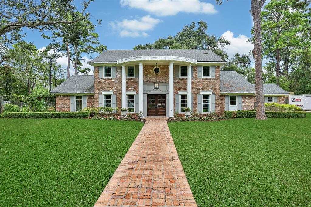 photo 1: 11315 Somerland Way, Houston TX 77024