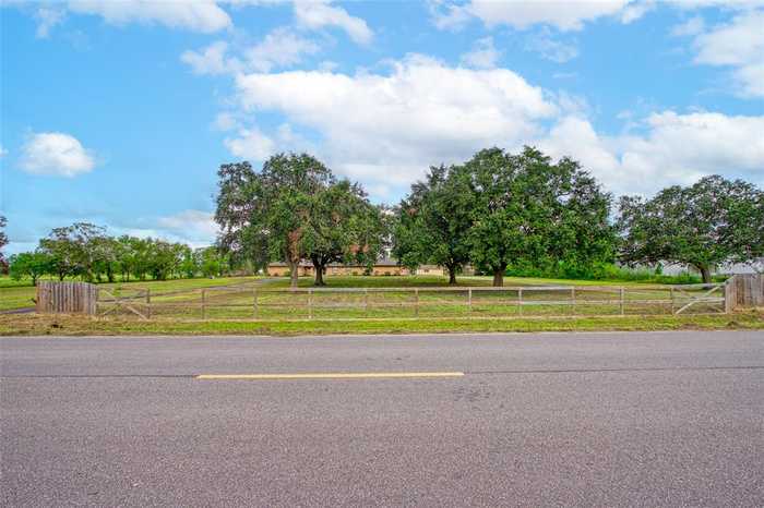 photo 2: 2111 County Road 428, Angleton TX 77515