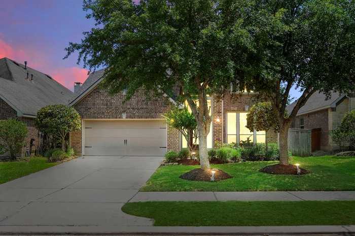 photo 1: 26527 Longleaf Valley Drive, Katy TX 77494