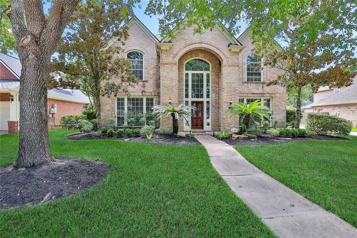 photo 2: 22215 N Lake Village Drive, Katy TX 77450