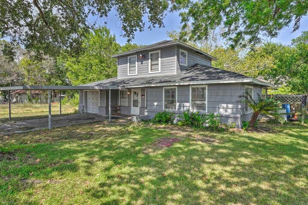 photo 2: 1811 South Main Street, Highlands TX 77562