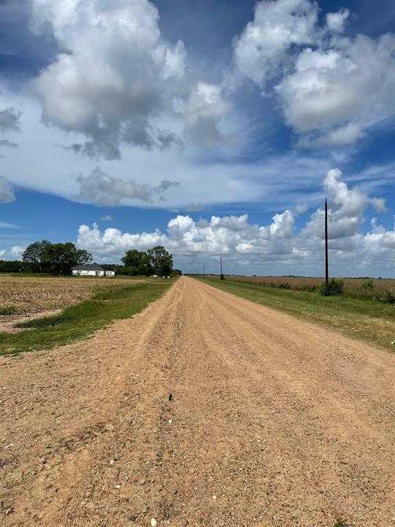 photo 3: 6 County Road 414, El Campo TX 77437