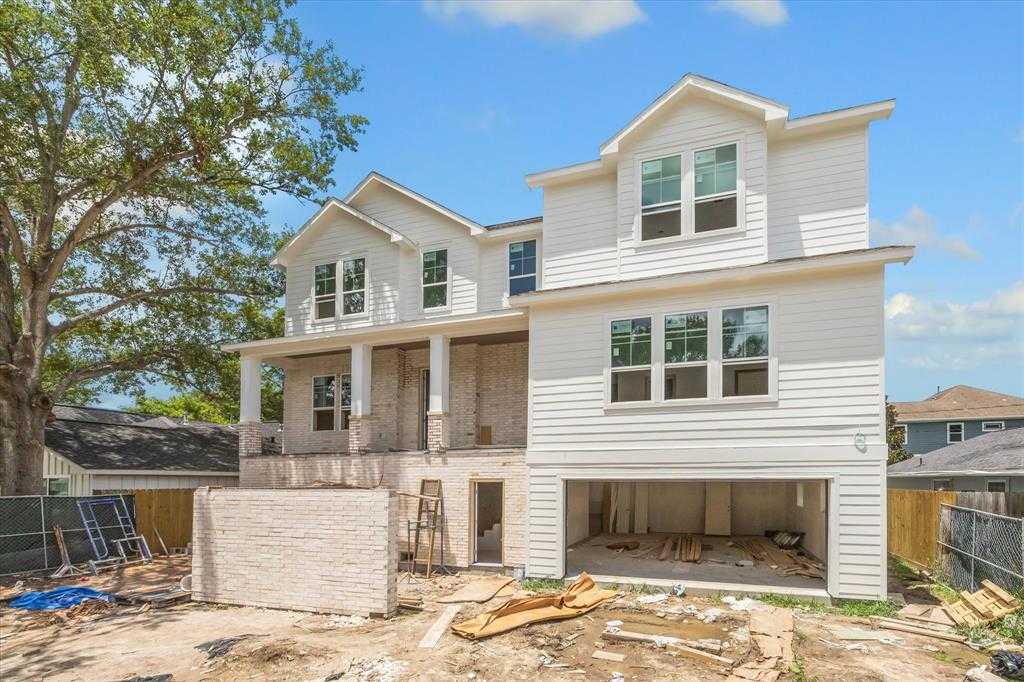 photo 1: 2230 Saxon Drive, Houston TX 77018