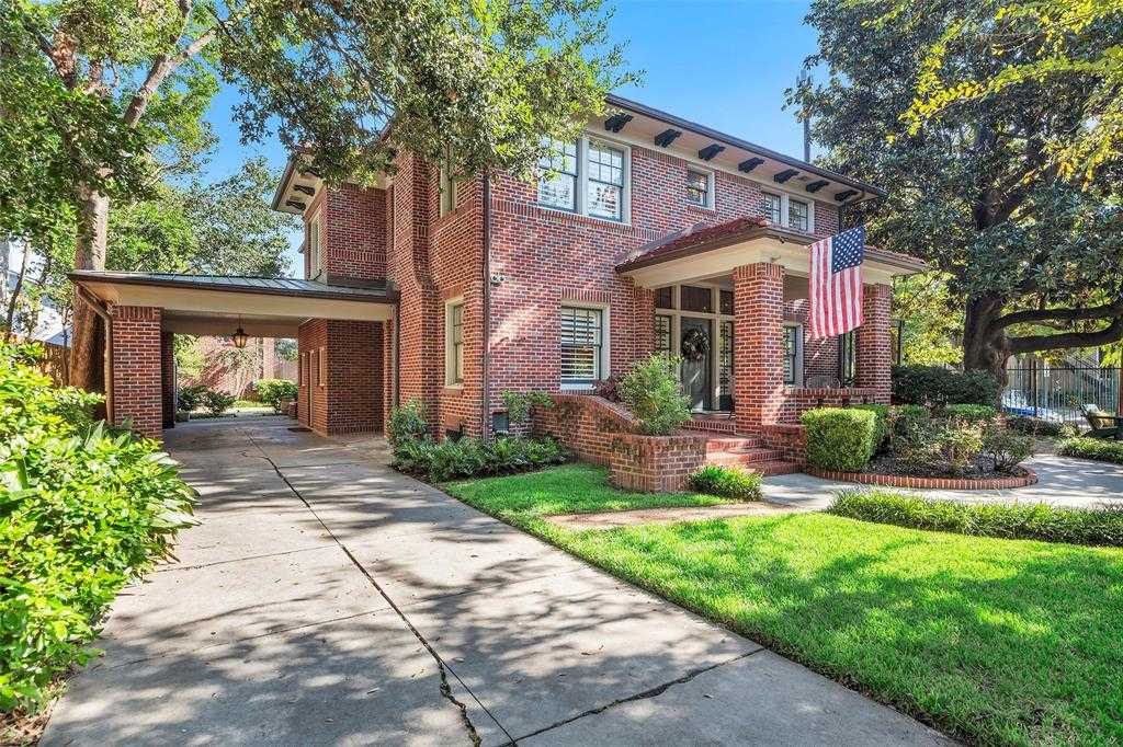 photo 1: 800 Sul Ross Street, Houston TX 77006