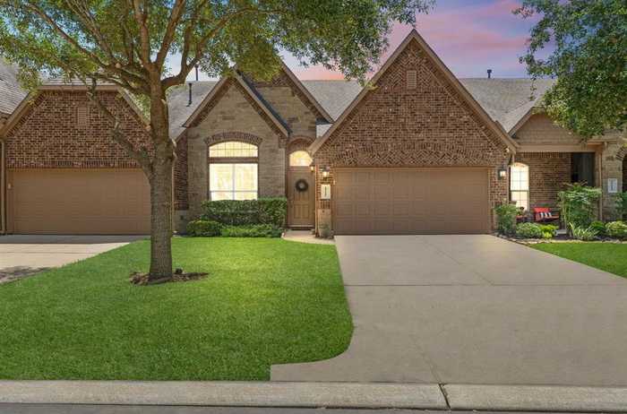 photo 1: 19619 Candlewood Oaks Lane, Spring TX 77379