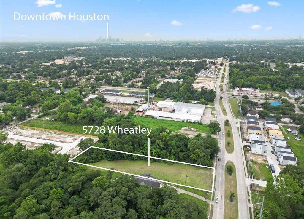 photo 2: 5728 Wheatley Street, Houston TX 77091