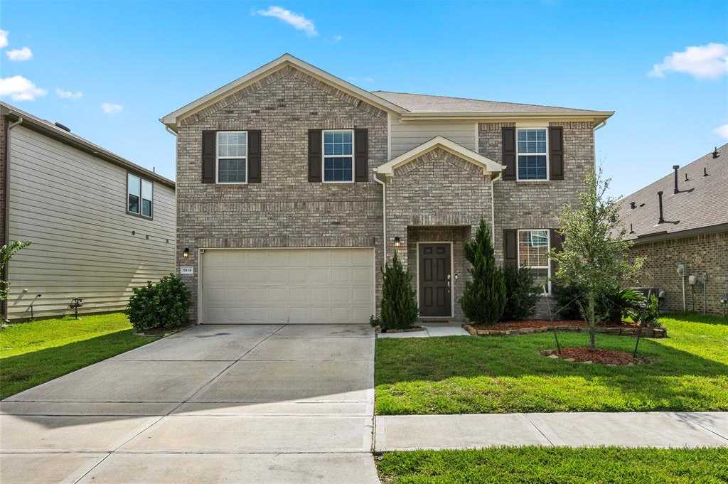 photo 1: 5818 Big Bluestem Lane, Katy TX 77493