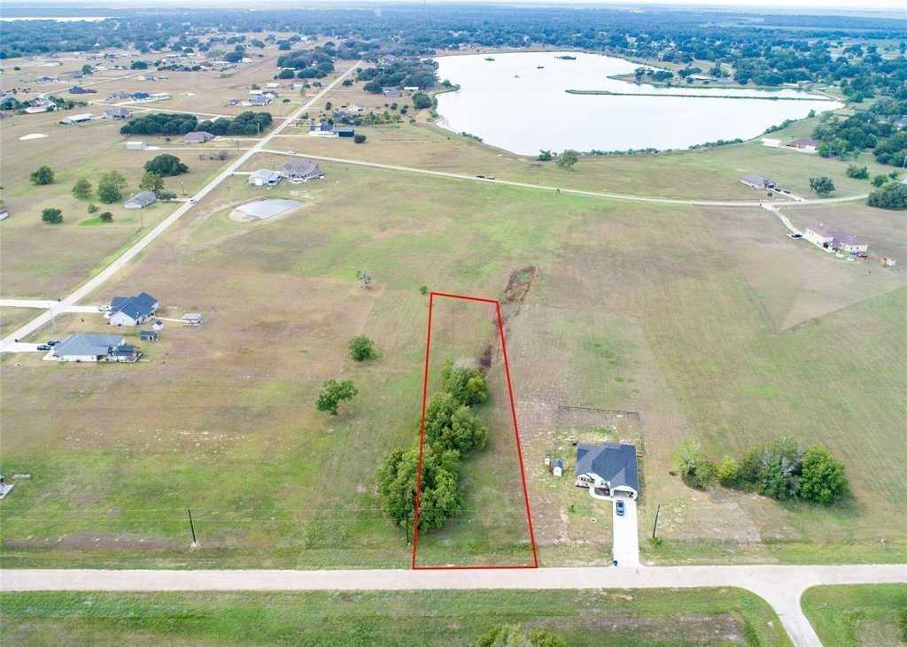 photo 1: 308 Colt Trail, Angleton TX 77515