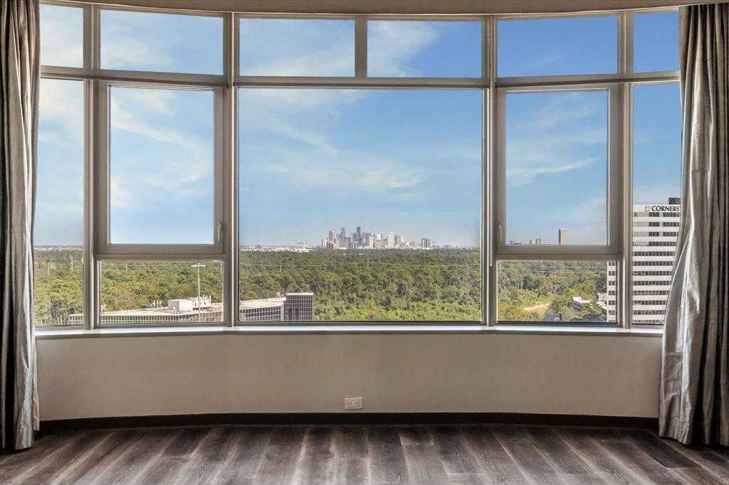 photo 3: 1000 Uptown Park Boulevard Unit 183, Houston TX 77056