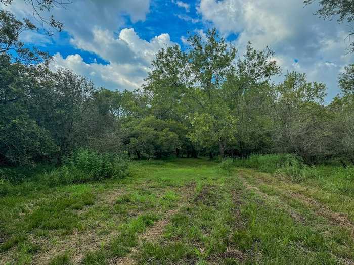 photo 32: Baldwin Drive, Hungerford TX 77448