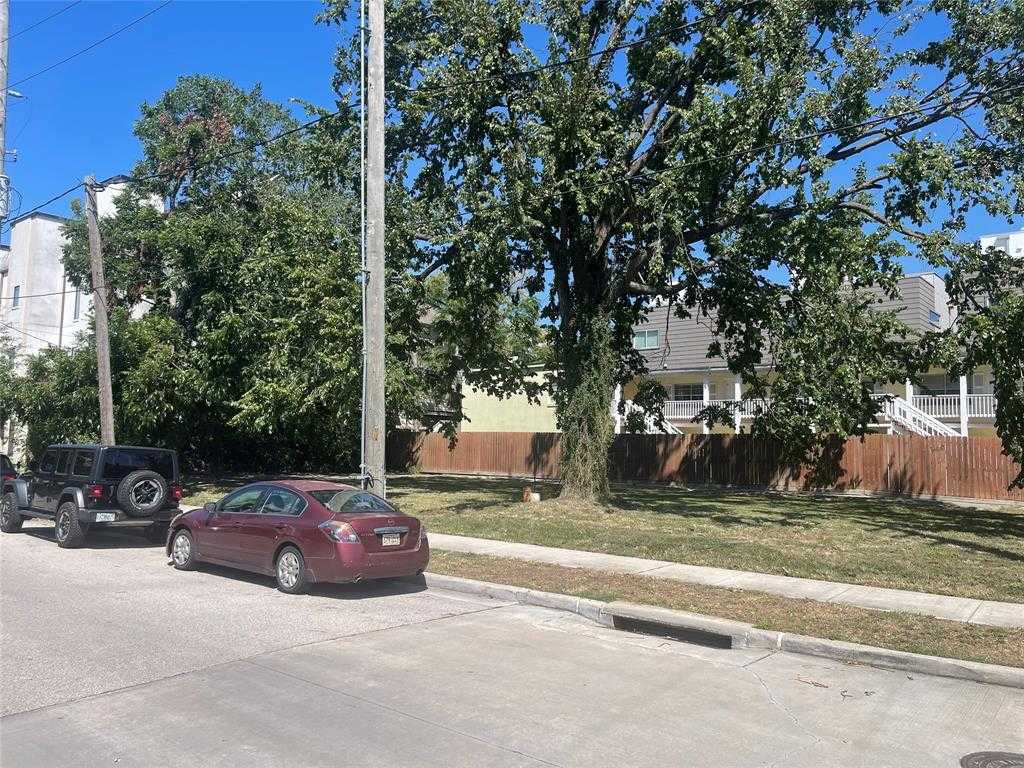 photo 2: 100 Welch Street, Houston TX 77006