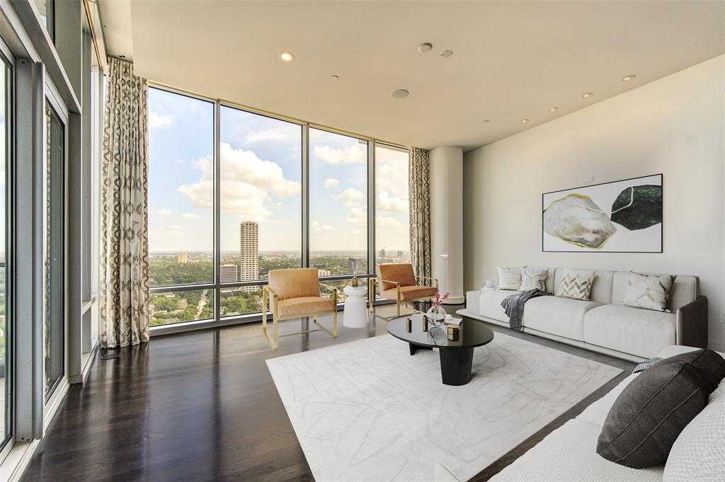 photo 3: 2727 Kirby Drive Unit 26L, Houston TX 77098