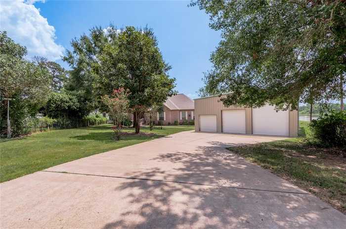 photo 2: 206 Lake Front Drive, Trinity TX 75862