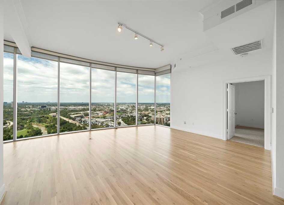 photo 3: 3333 Allen Parkway Unit 2705, Houston TX 77019