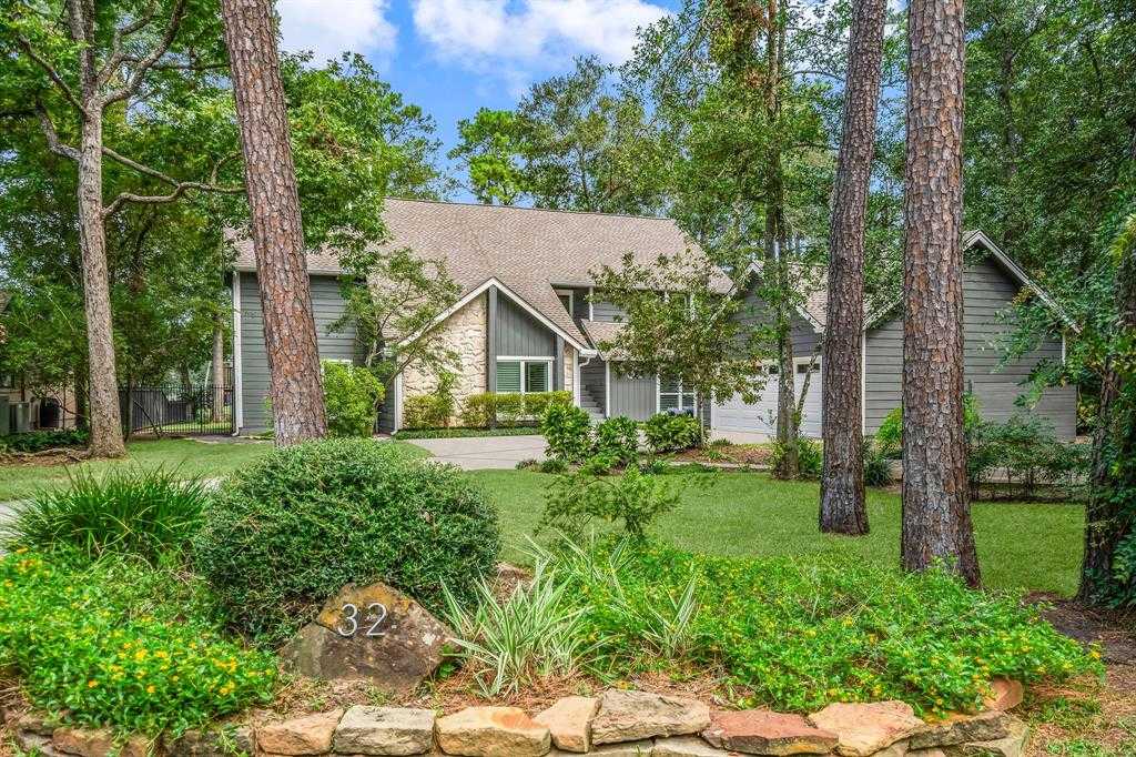 photo 1: 32 Coralvine Court, The Woodlands TX 77380