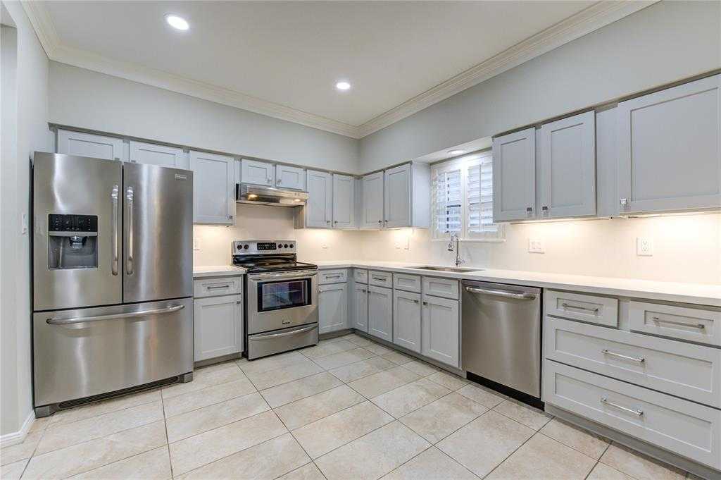 photo 1: 2901 Bammel Lane Unit 30, Houston TX 77098