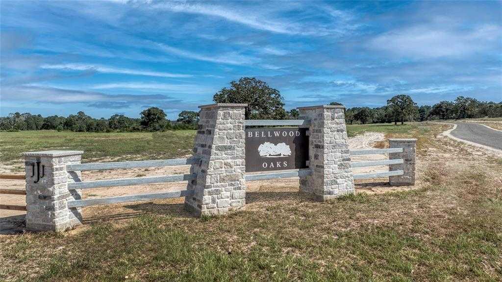 photo 1: 141 Oak Hill Lane, Bellville TX 77418