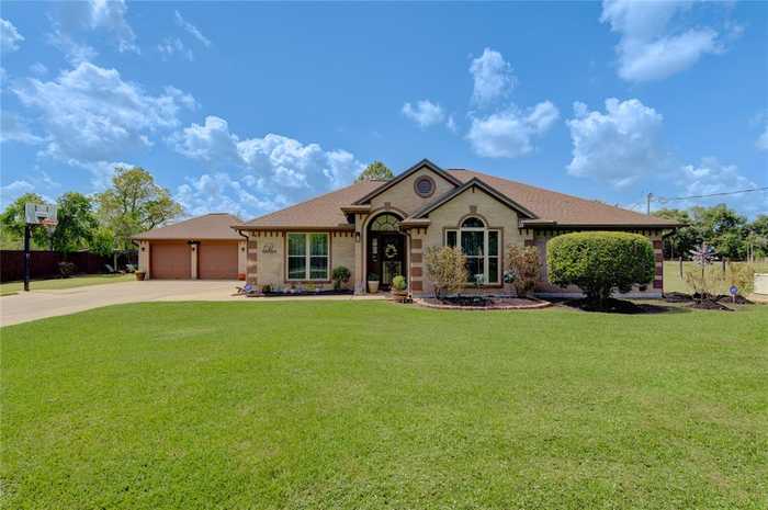 photo 1: 15706 County Road 526, Rosharon TX 77583