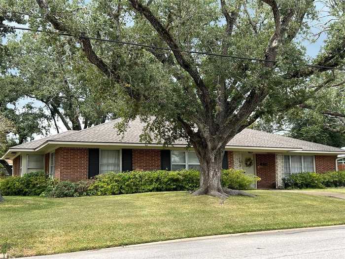 photo 1: 432 S Holland Street, Bellville TX 77418