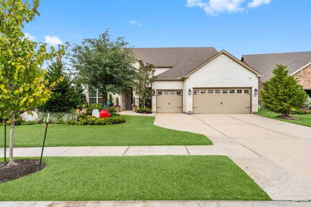 photo 2: 208 Andalusian Way, The Woodlands TX 77382