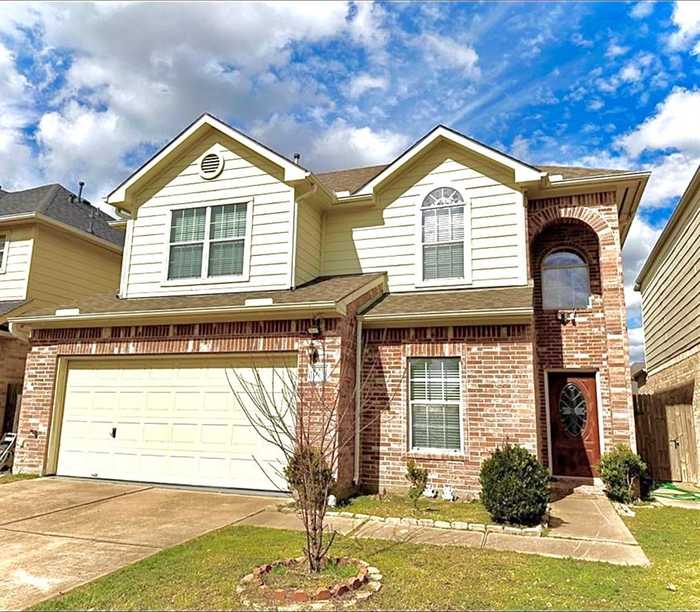 photo 1: 13214 Vineyard Falls Drive, Houston TX 77083