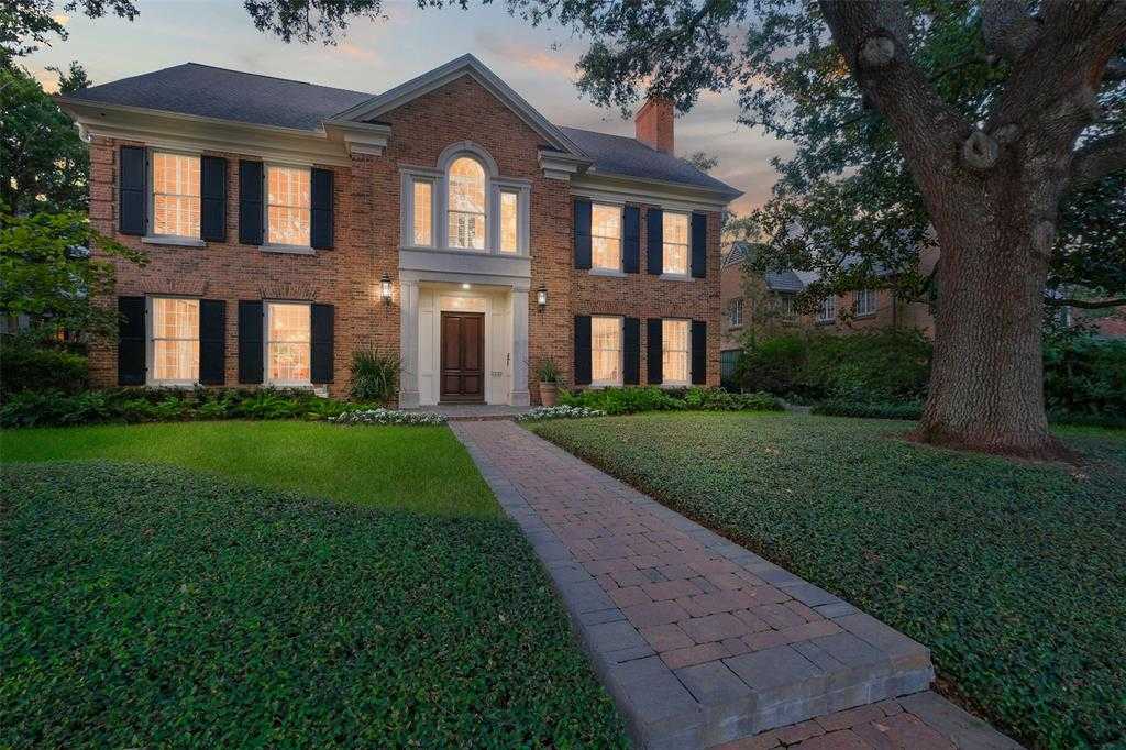 photo 1: 3232 Huntingdon Place, Houston TX 77019