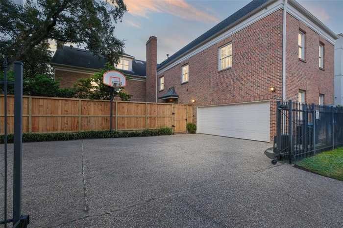 photo 37: 3232 Huntingdon Place, Houston TX 77019