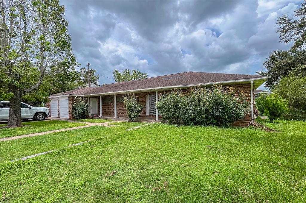 photo 2: 1010 Pecan Street, Wharton TX 77488