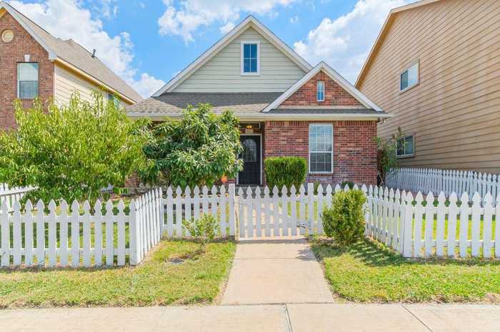 photo 1: 7211 Golden Star Drive, Houston TX 77083