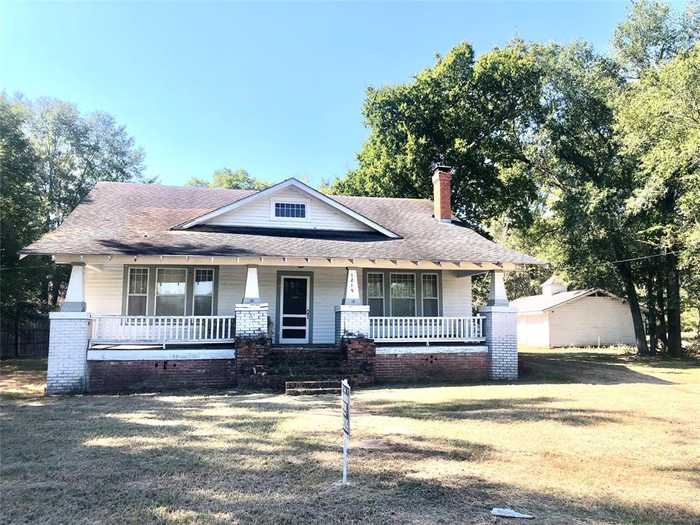 photo 1: 1219 E Goliad Avenue, Crockett TX 75835