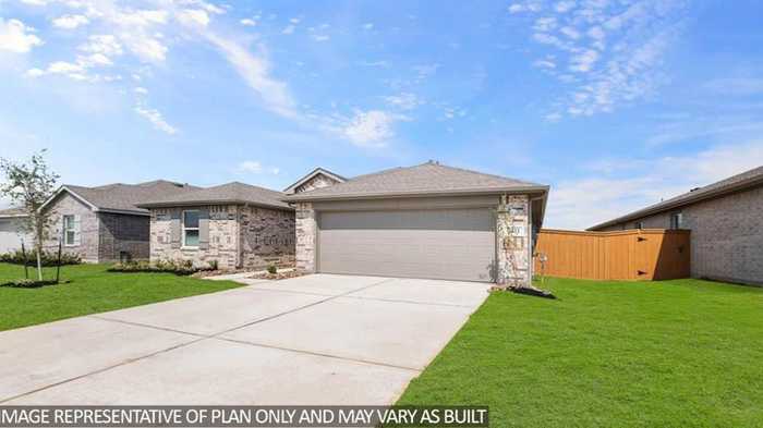 photo 2: 706 Brazos Trail, Dayton TX 77535