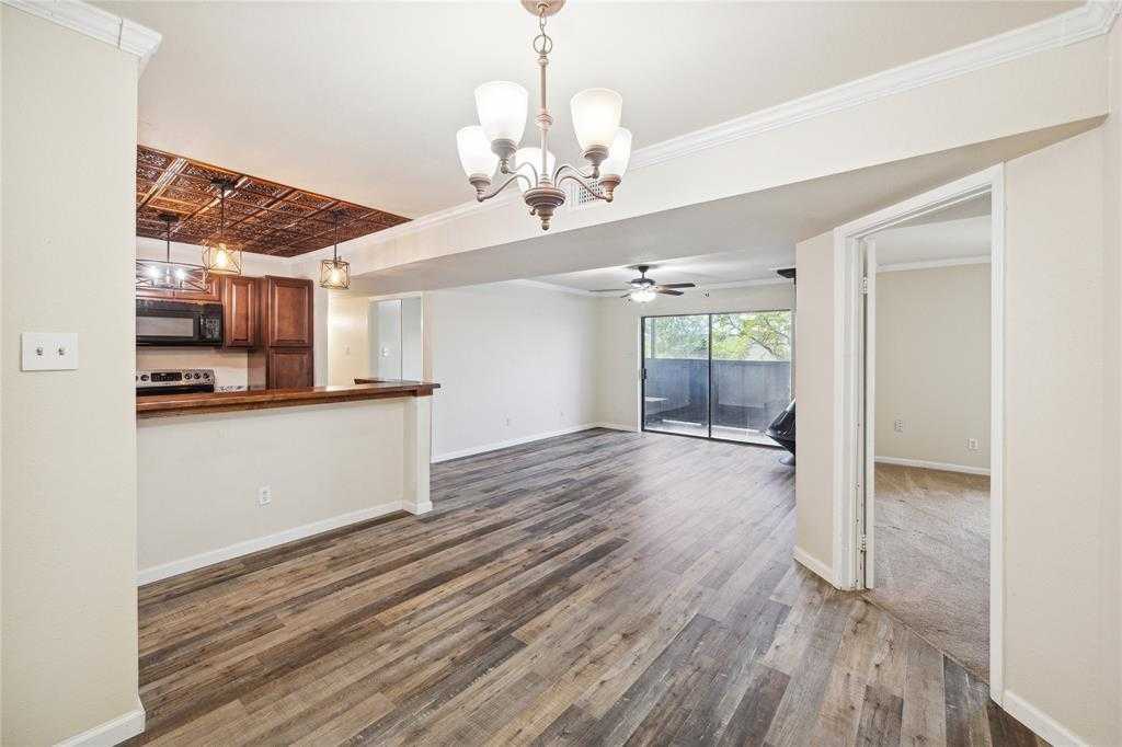 photo 1: 3085 Walnut Bend Lane Unit 32, Houston TX 77042