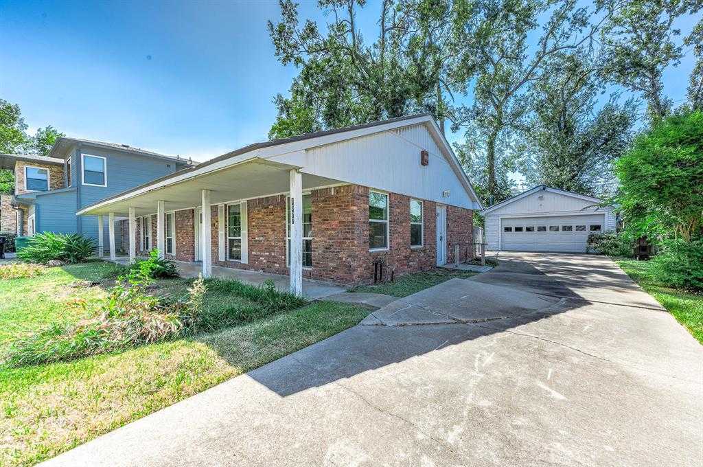 photo 2: 1527 Moritz Drive, Houston TX 77055