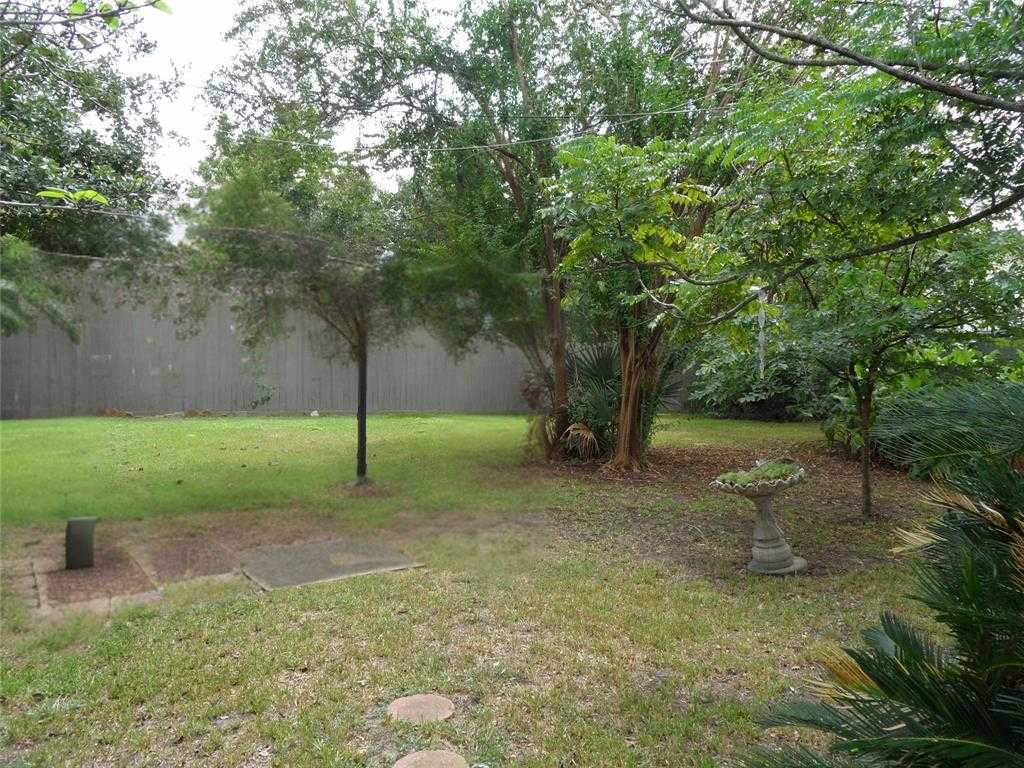 photo 3: 922 Gary Avenue, Pasadena TX 77502