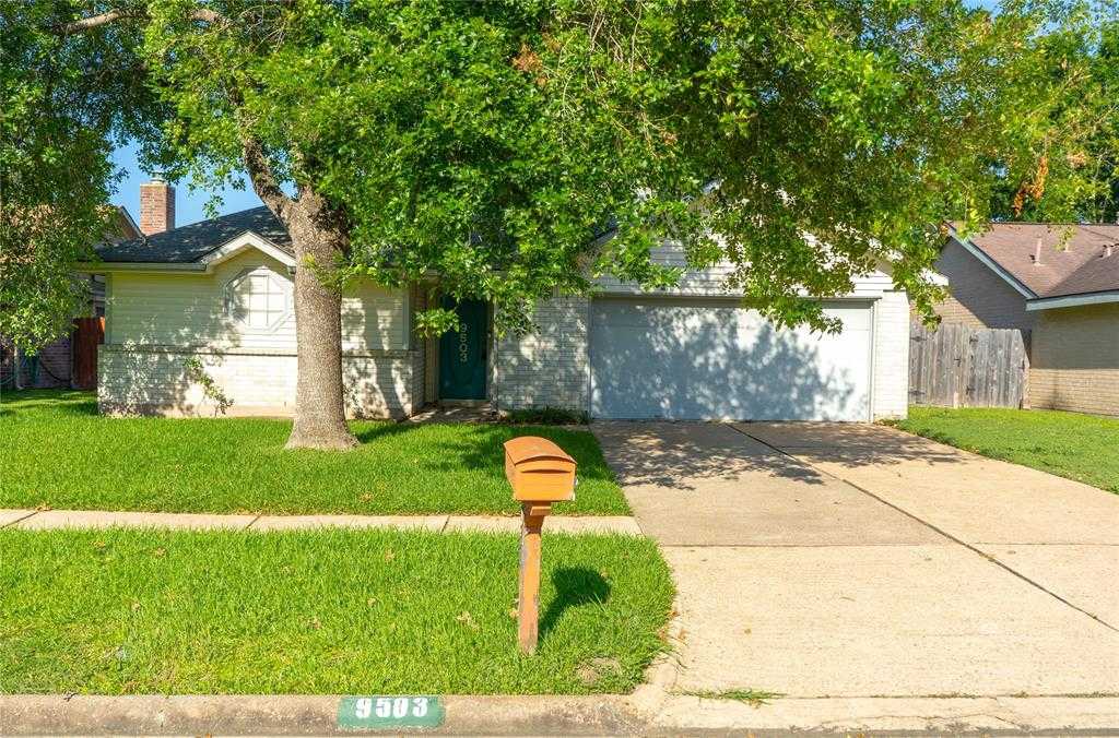 photo 3: 9503 Denbridge Drive, Houston TX 77083