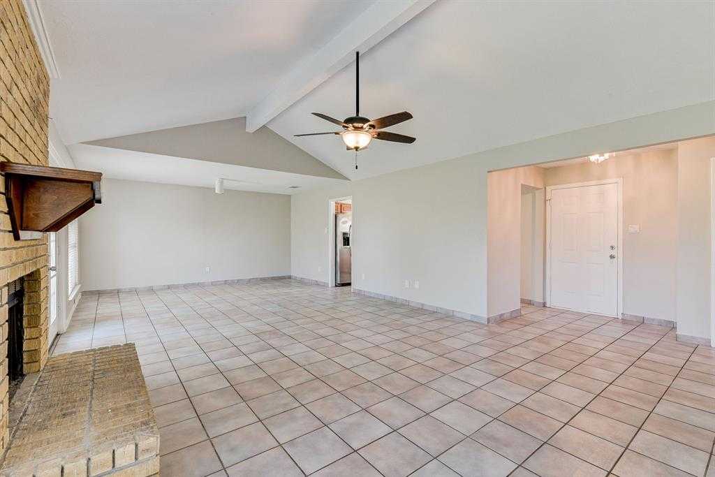 photo 2: 4202 Winterborne Drive, Pasadena TX 77505