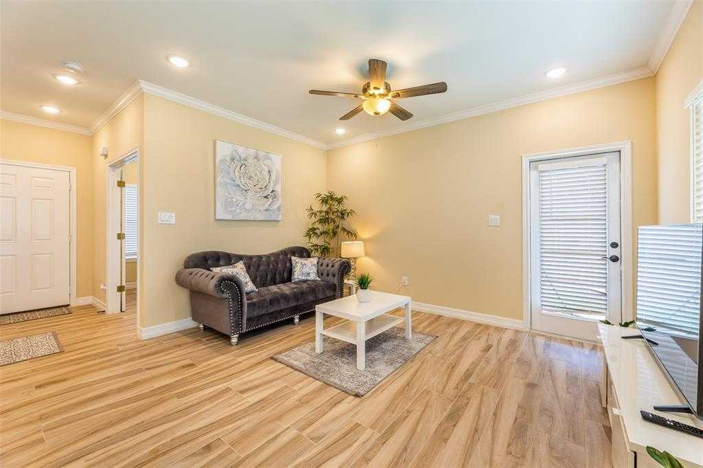 photo 3: 13702 Matthias Trail, Houston TX 77083