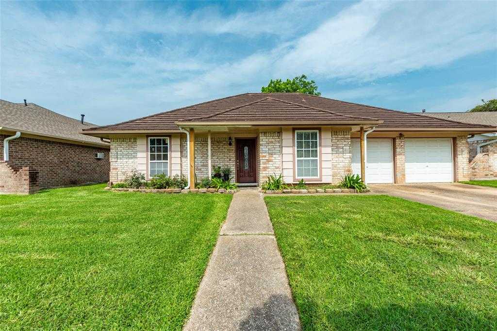 photo 1: 4414 Ponca Street, Pasadena TX 77504