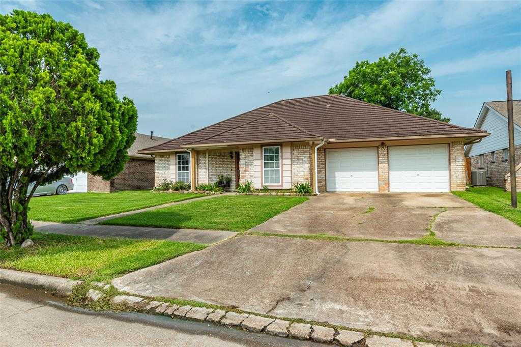 photo 2: 4414 Ponca Street, Pasadena TX 77504