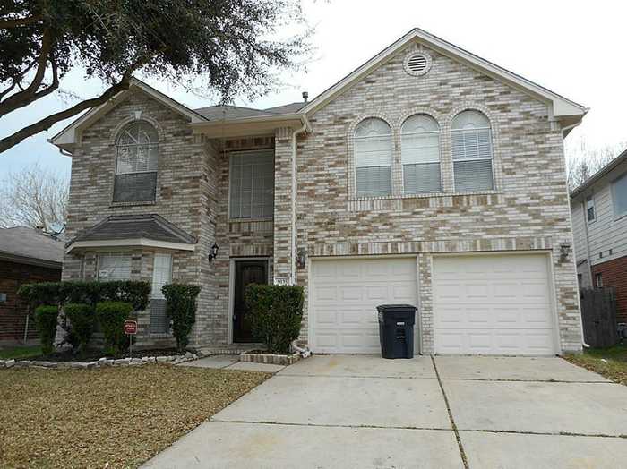 photo 1: 9135 Knightsland Trail, Houston TX 77083