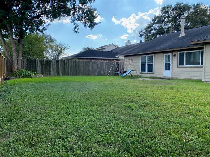 photo 12: 6811 Marta Drive, Houston TX 77083