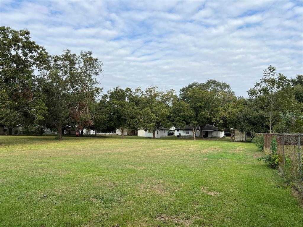 photo 1: 2534 Beverly Road, Pasadena TX 77503