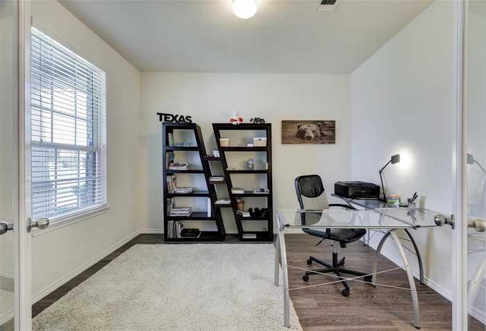 photo 2: 4711 Windmill Run Drive, Houston TX 77069