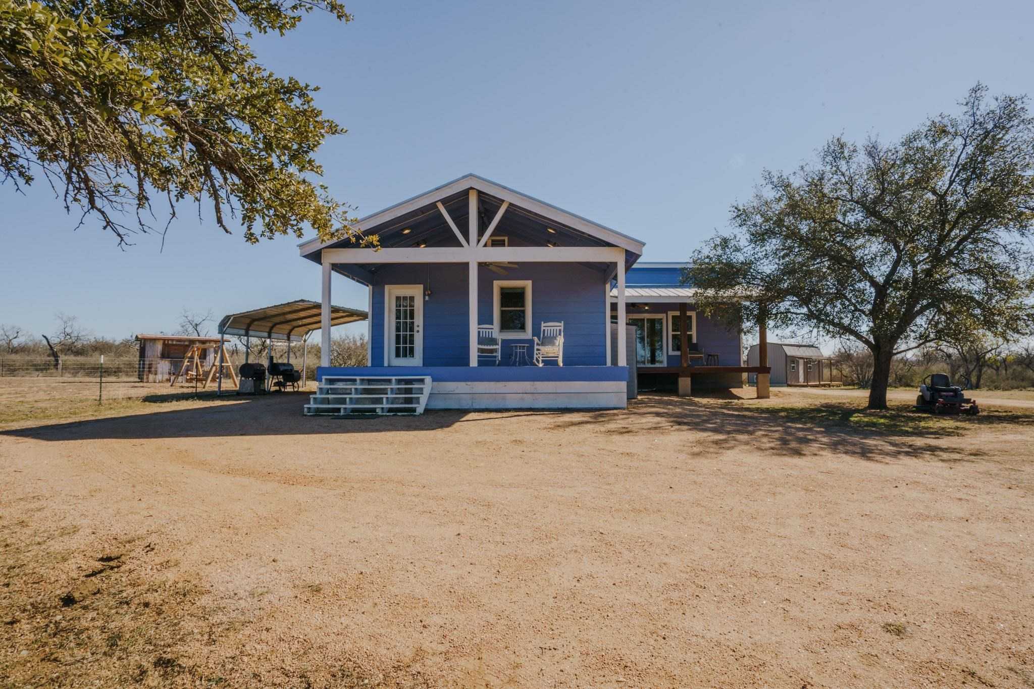 photo 3: 4746 W Hwy 29, Llano TX 78643