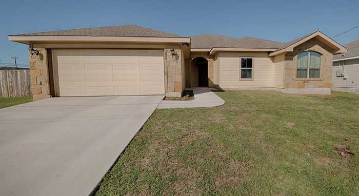 photo 2: 118 Norwood Drive, Granite Shoals TX 78654