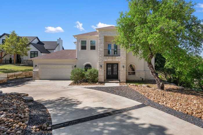 photo 2: 210 Bridget Drive, Marble Falls TX 78654